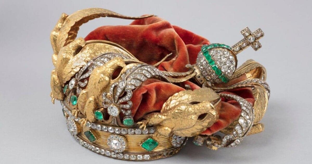 Louvre obnoví korunu cisárovnej po októbrovej lúpeži