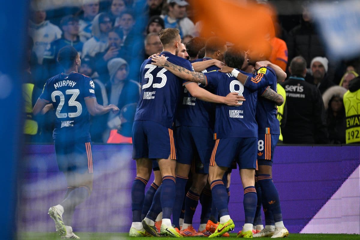 Newcastle protestuje proti policajnému zaobchádzaniu s fanúšikmi