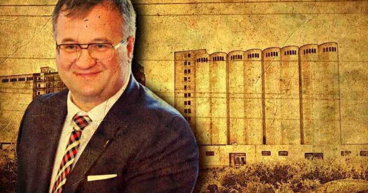 Šalitroš predal firmu spojenú s Brhelom, objavujú sa otázky o konflikte záujmov