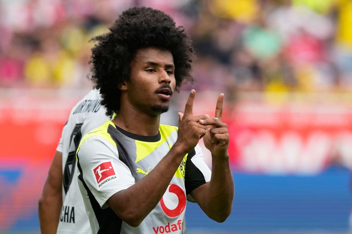 Karim Adeyemi čelí škandálu: Pokuta za nelegálne zbrane