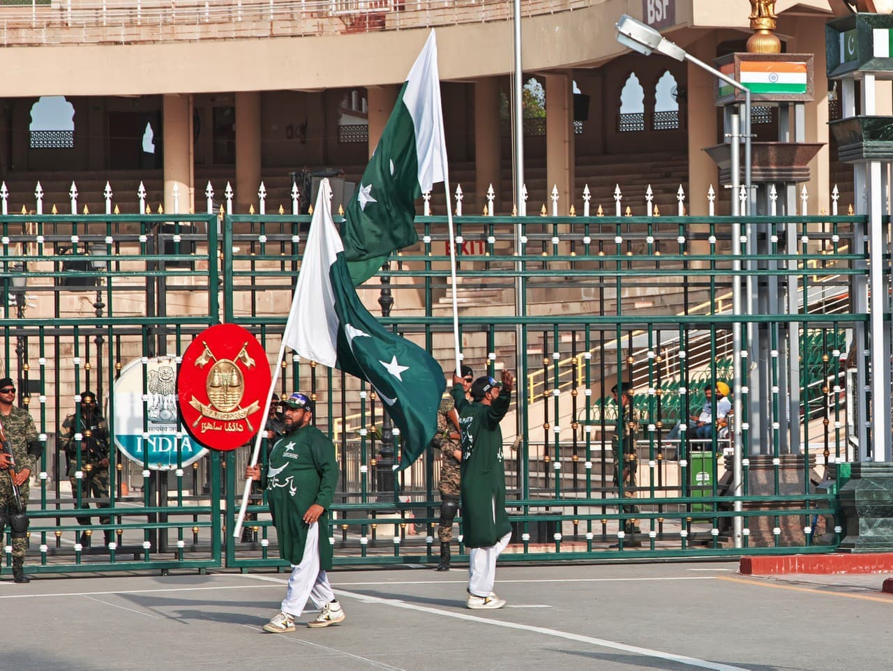 Pakistan sa snaží dolapiť militantov po krvavých útokoch v Balúčistane