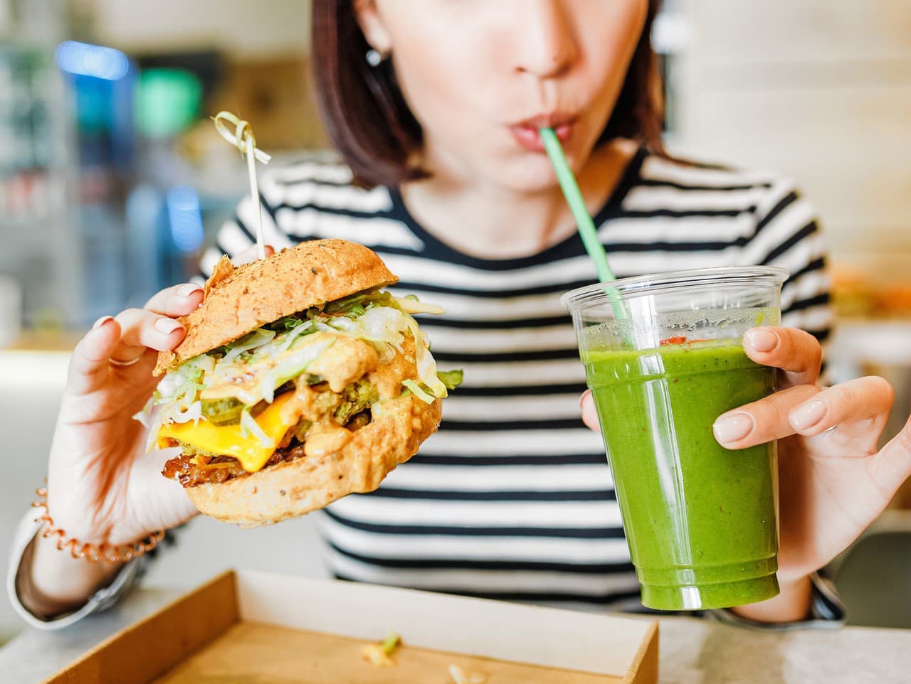 Únava po jedle? Zistite, čo spôsobuje rýchle výkyvy cukru v krvi