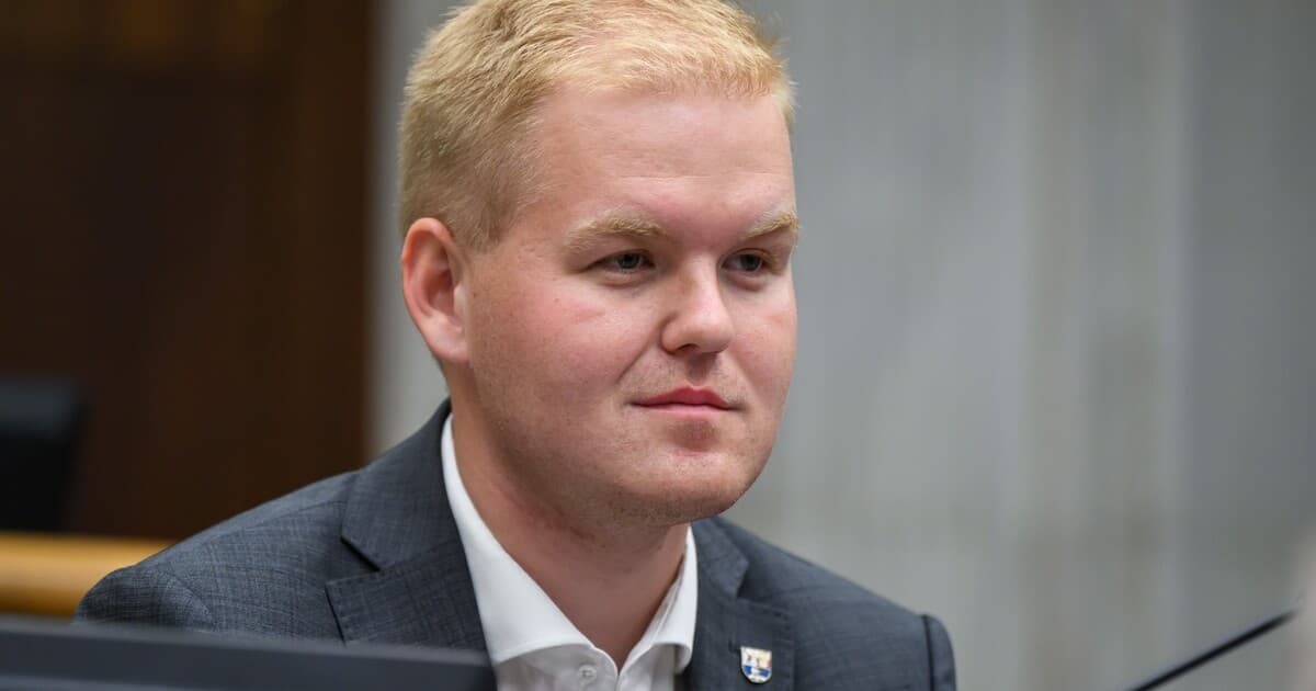 Šéf SAV ostro kritizoval poslanca Barteka za neúctivé vyjadrenia