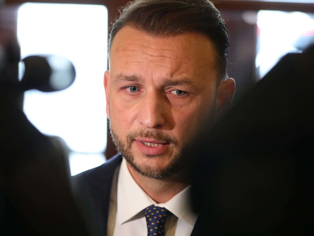 Eštok kritizuje podmienky na sankcie voči Rusku, žiada vysvetlenie