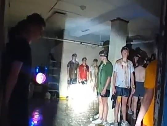 Šokujúci incident v Iowe: 56 tínedžerov objavených v pivnici
