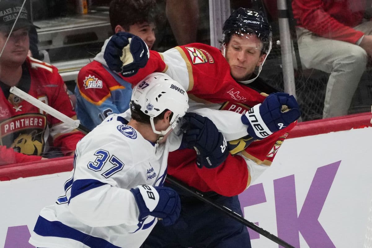Florida Panthers čelí ďalším zraneniam: Luostarinen sa popálil pri grilovaní