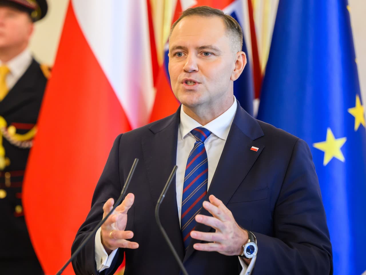 Poľský prezident odmietol vymenovať 46 sudcov, vláda kritizuje jeho krok