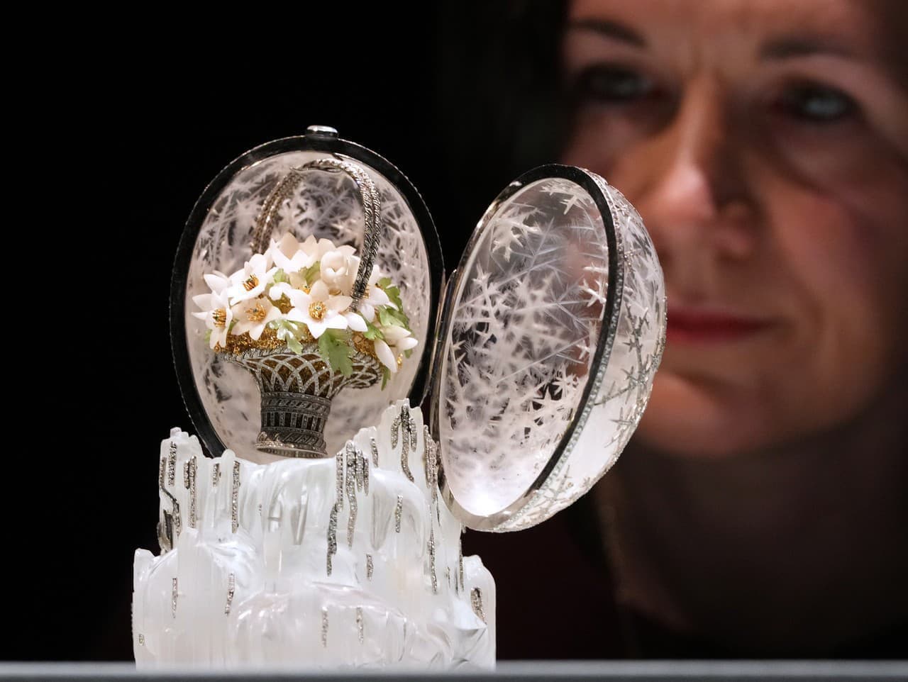 Fabergého Zimné vajce sa predalo za rekordnú sumu
