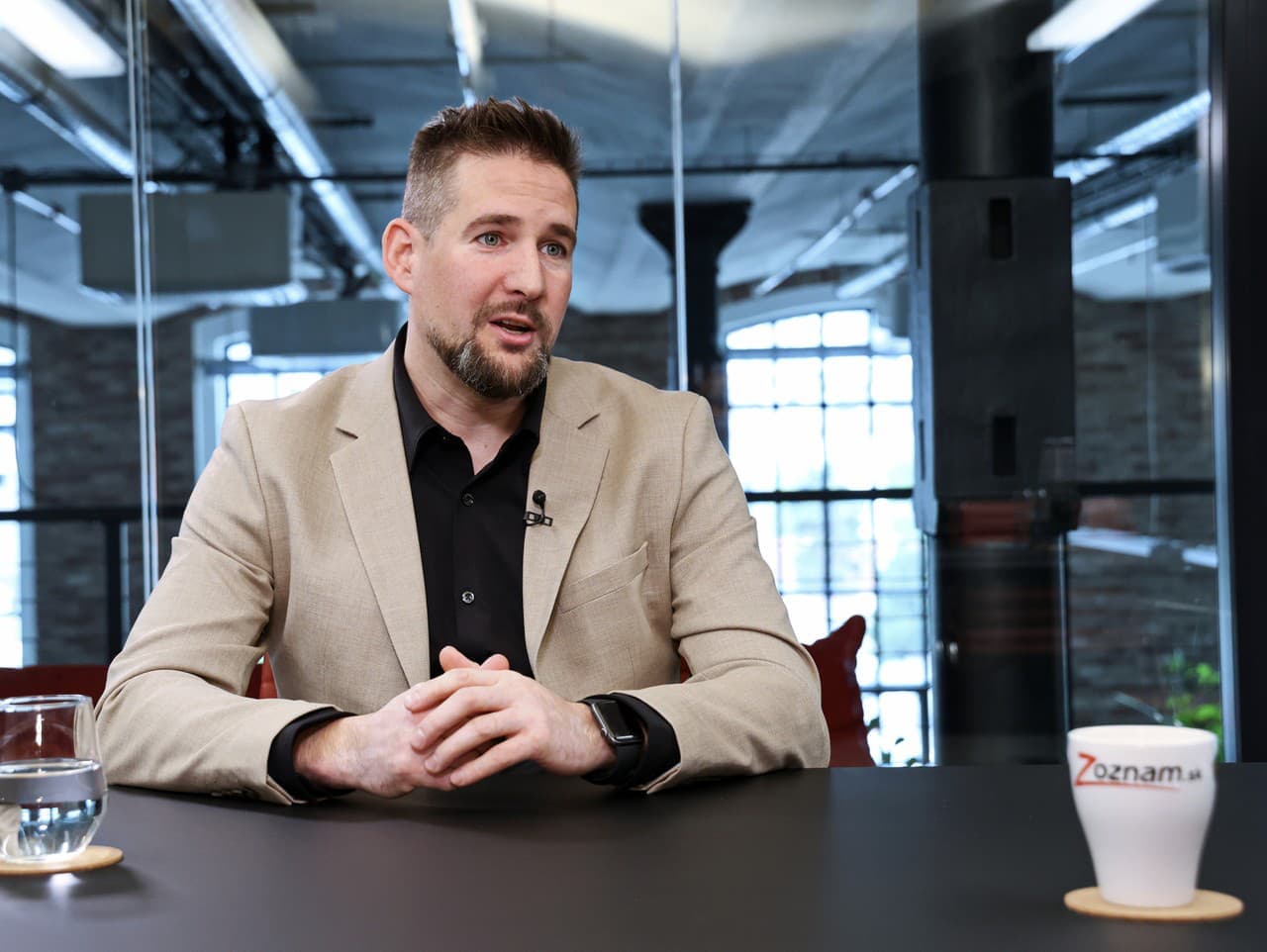 Digitálne podvody na vzostupe: Ako sa chrániť na sociálnych sieťach