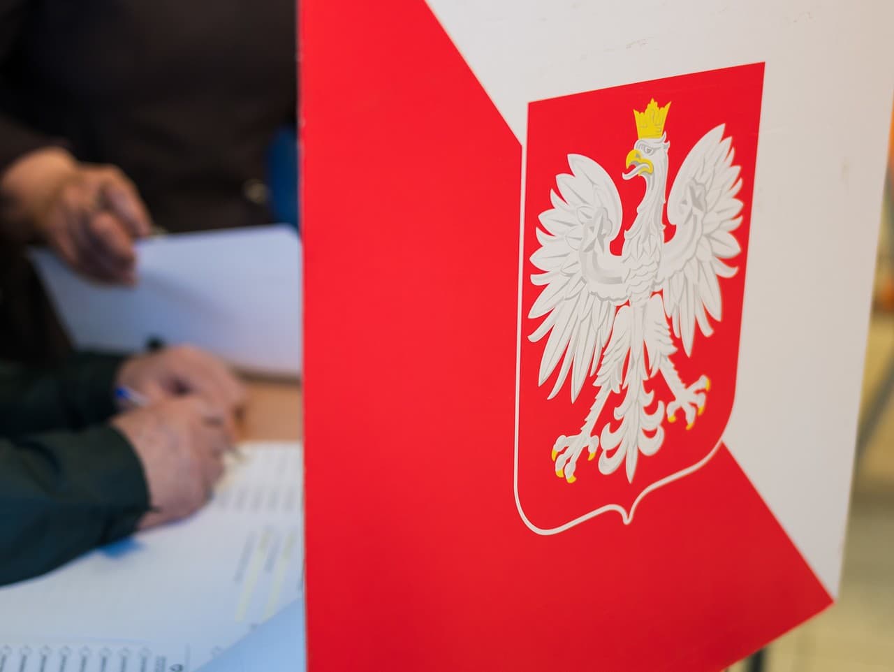 PiS vymenovala Czarneka za kandidáta na premiéra vo voľbách 2027