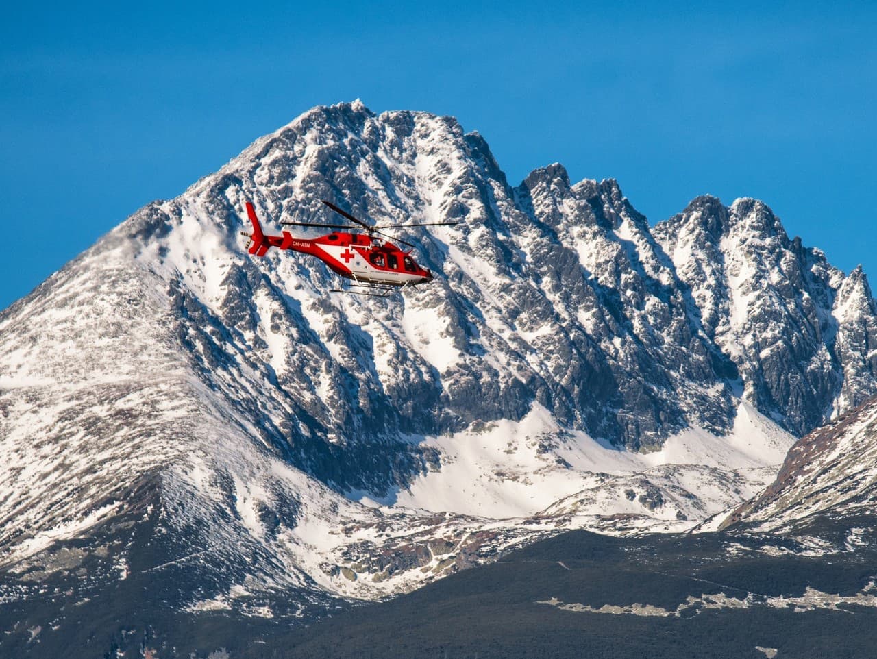 Malé lavínové nebezpečenstvo na slovenských horách