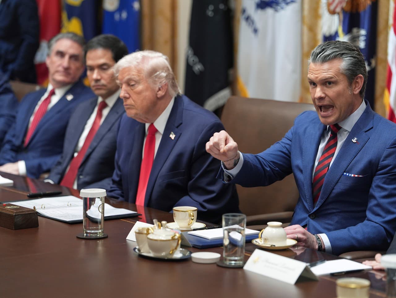 USA posilňujú vojenské kapacity pred možným útokom na Irán