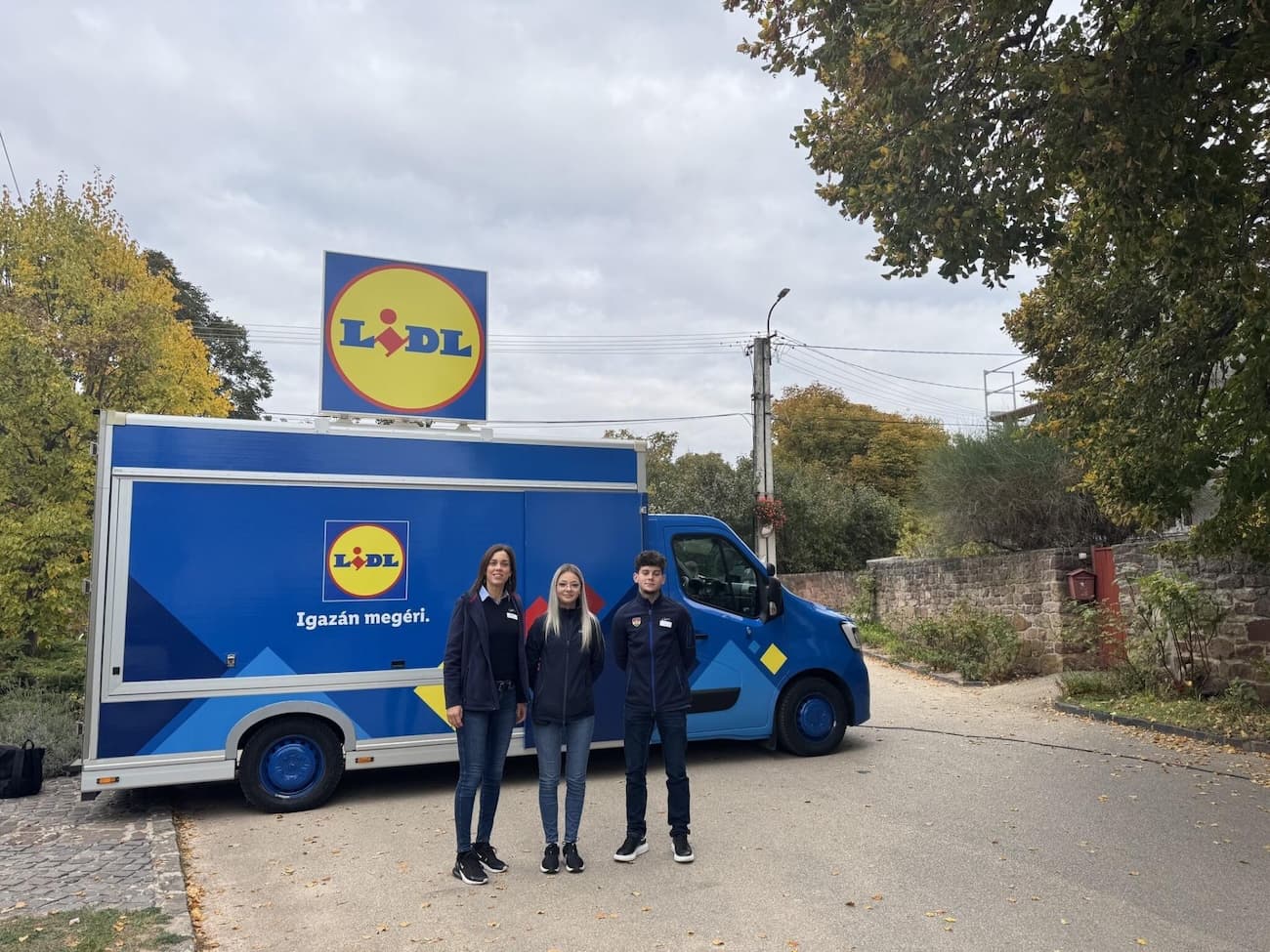 Lidl spúšťa revolučné pojazdné predajne v Maďarsku