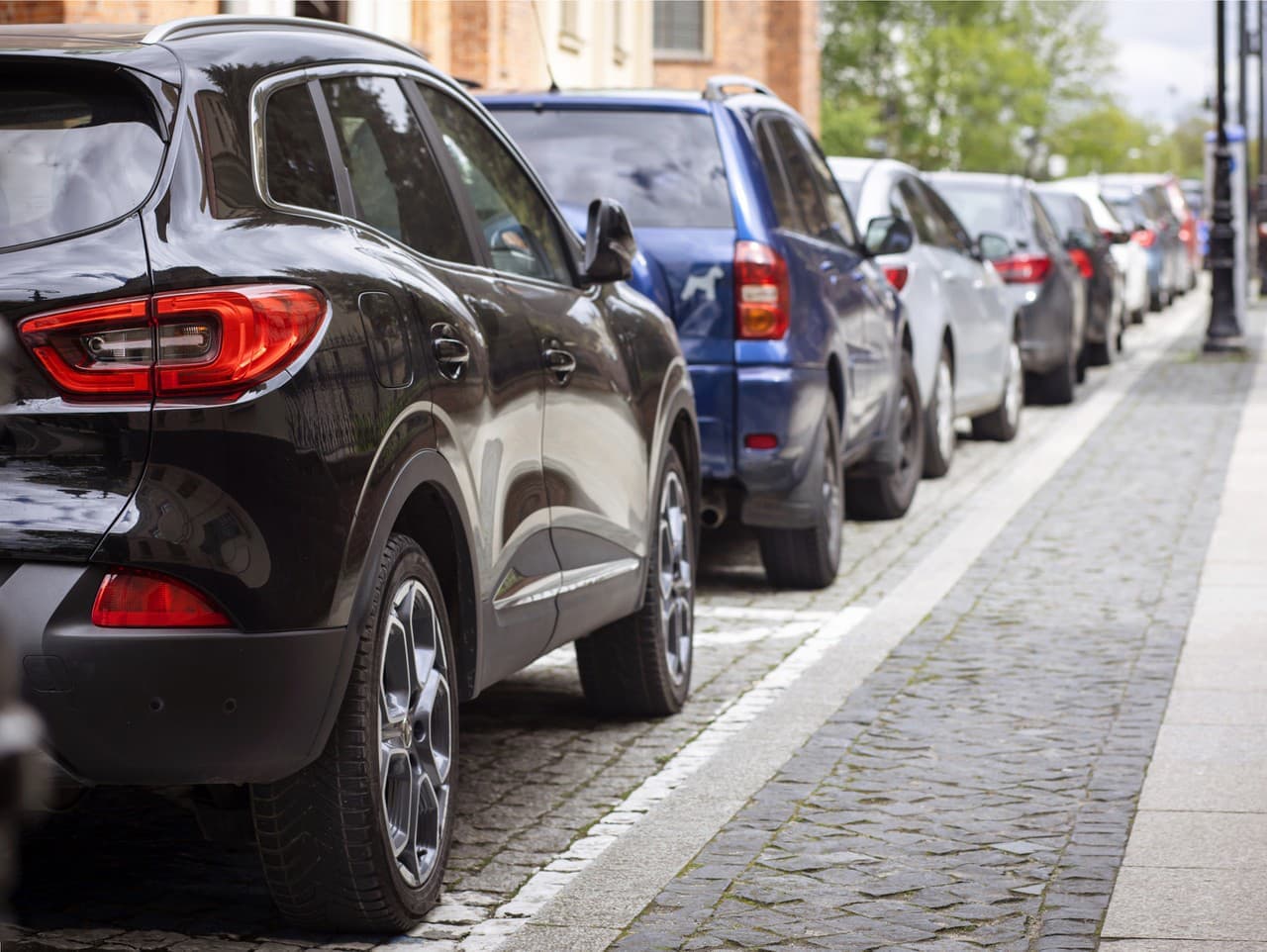 Ministerstvo vnútra otvorené diskusii o pokutách za parkovanie v Bratislave