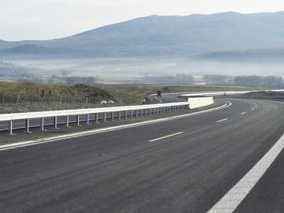 Termín dokončenia obchvatu Prešova na R4 ostáva nezmenený, no hrozí meškanie