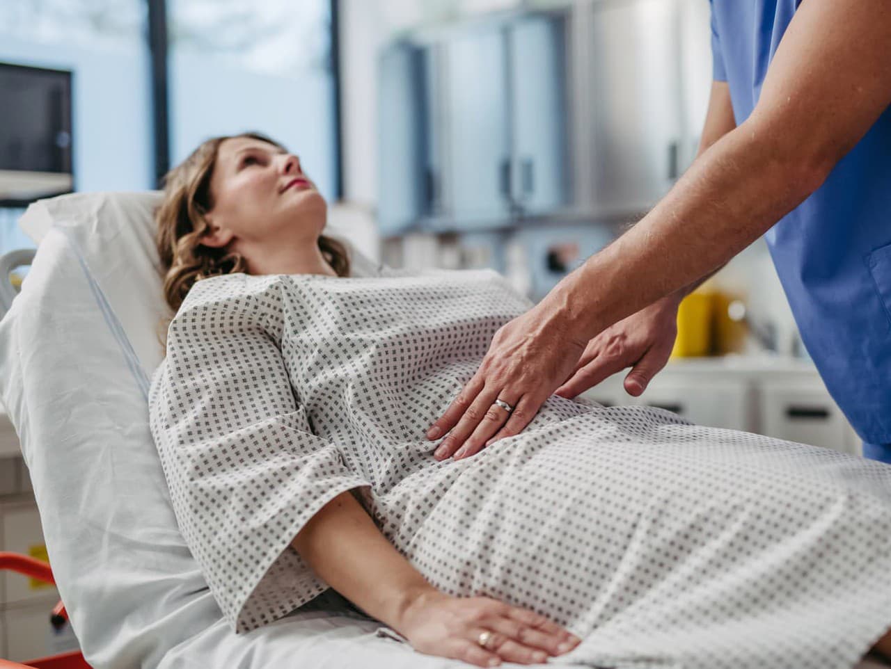 Nebezpečenstvo zápalu slepého čreva: Kedy navštíviť lekára?