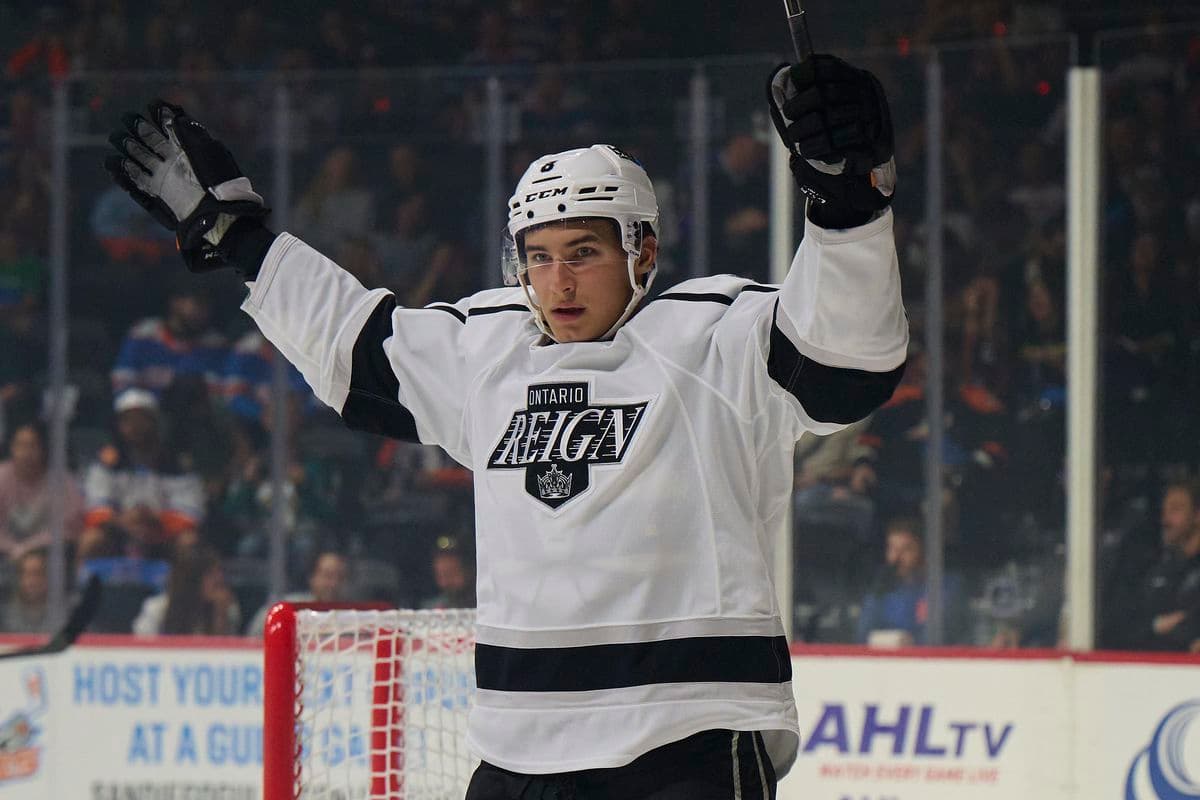 Martin Chromiak opäť bodoval v AHL, Regenda bez bodu