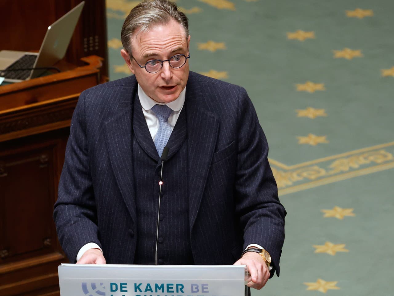 Belgický premiér žiada kráľa o odklad na dohodu o rozpočte