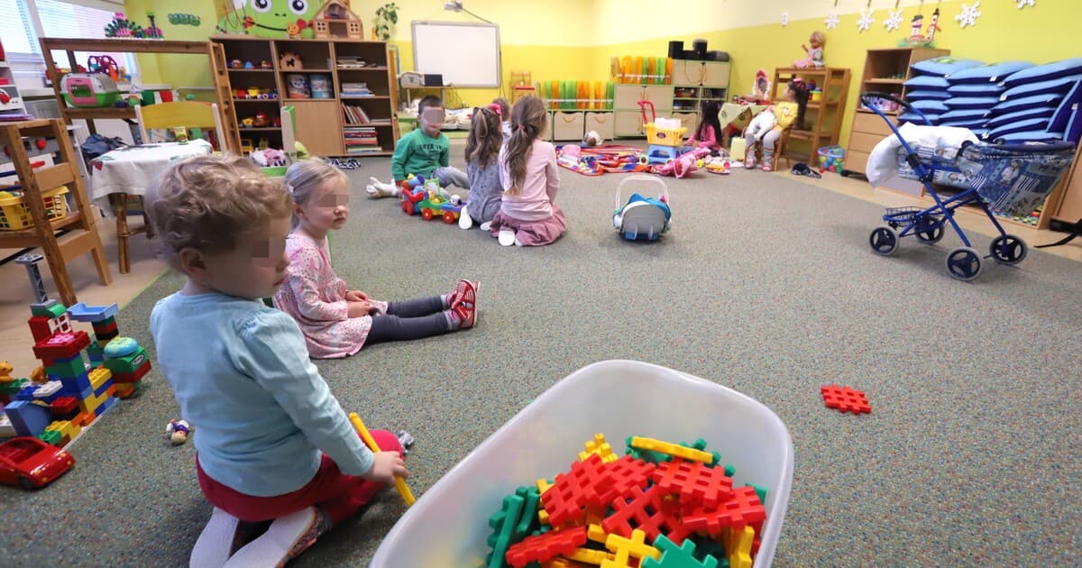 Rodičia môžu žiadať o ošetrovné pri uzavretí škôl a škôlok