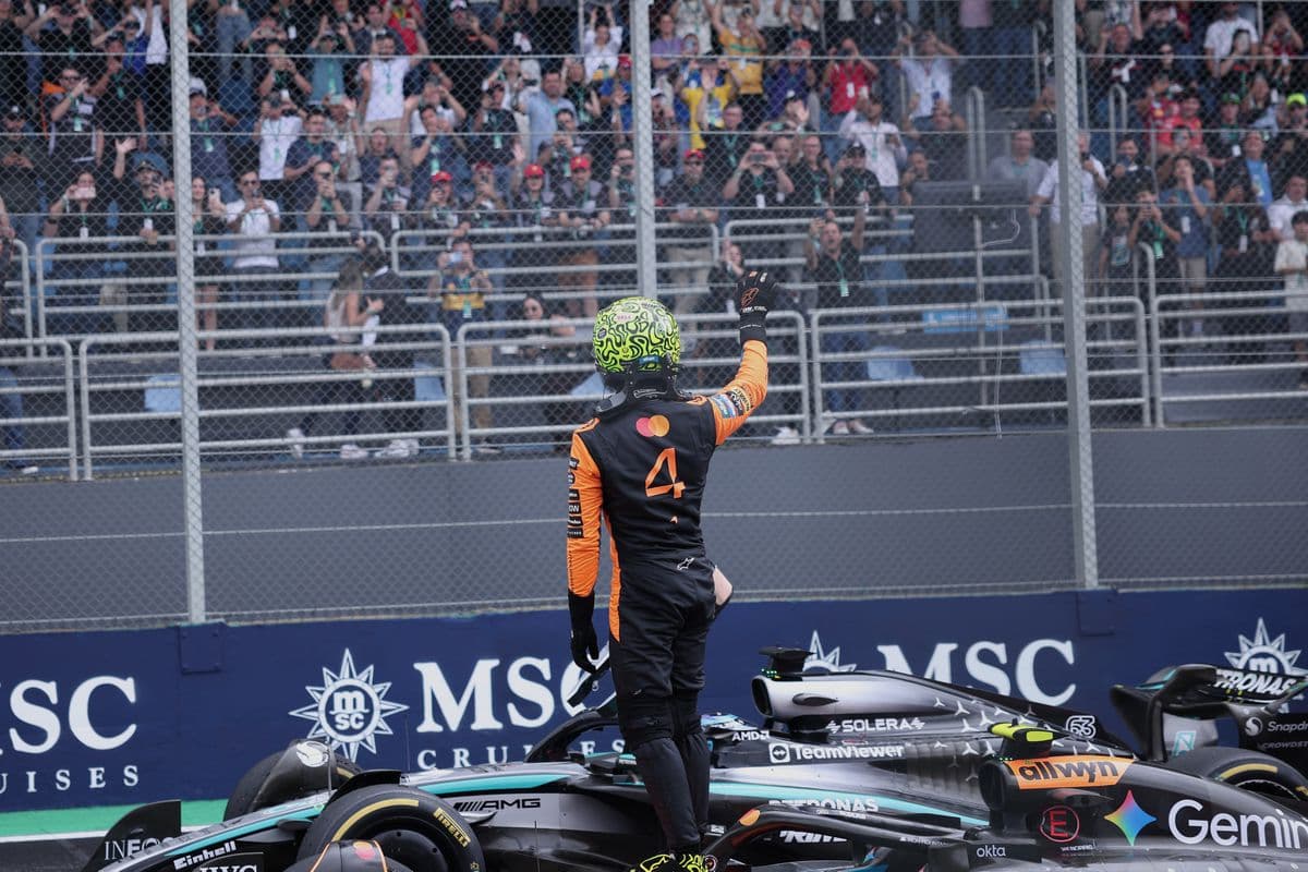 Lando Norris triumfoval v šprinte pred VC Brazílie