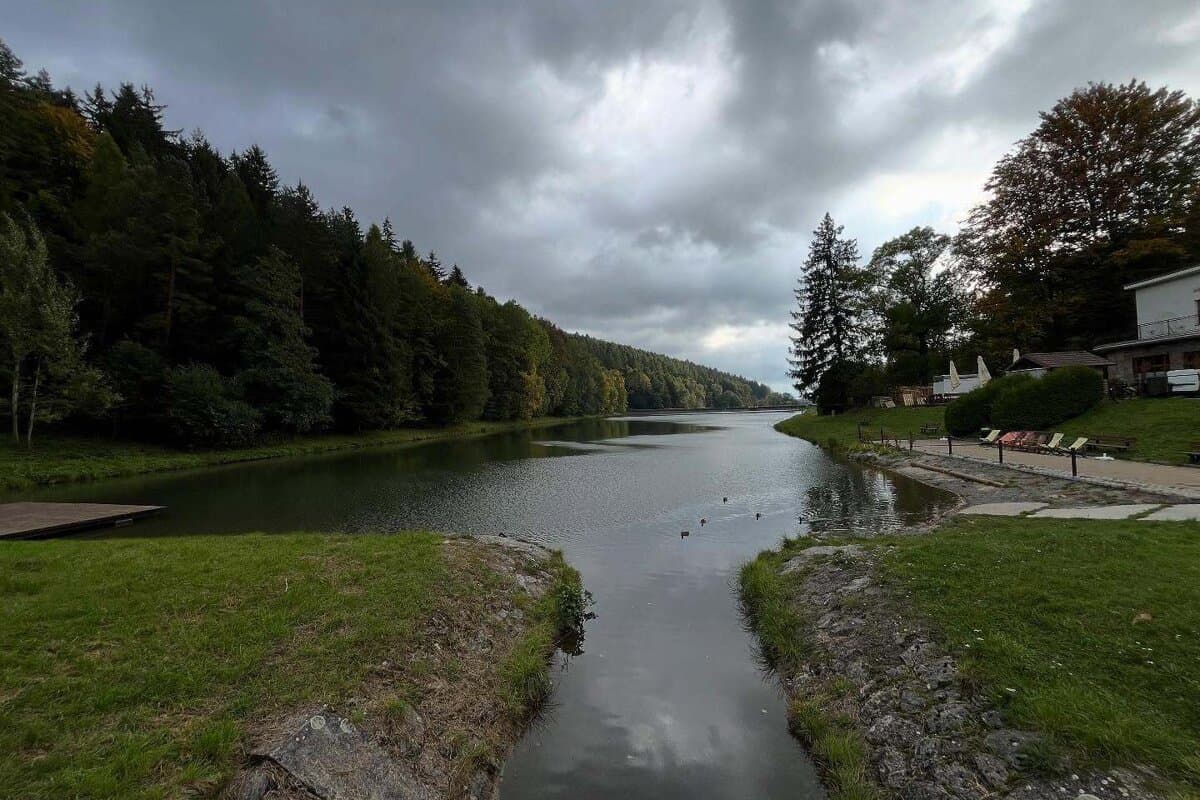 Dobrovoľníci bojujú za obnovu priehrady Stará Myjava