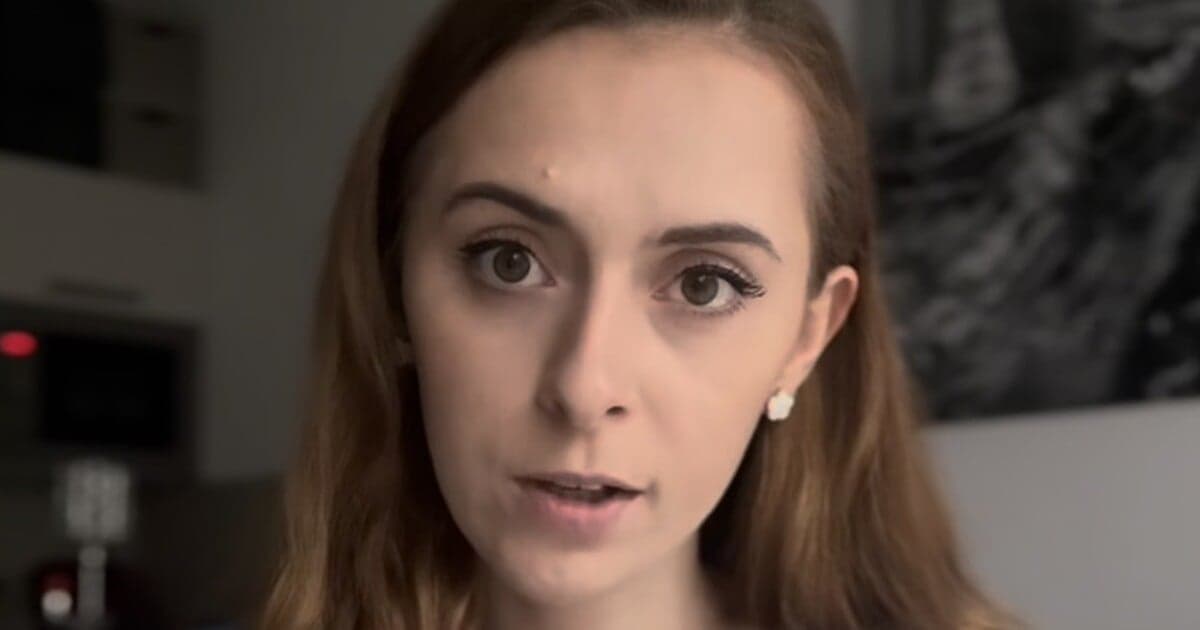 Cestovateľský influencer Nick Papcun čelí obvineniam z podvodu