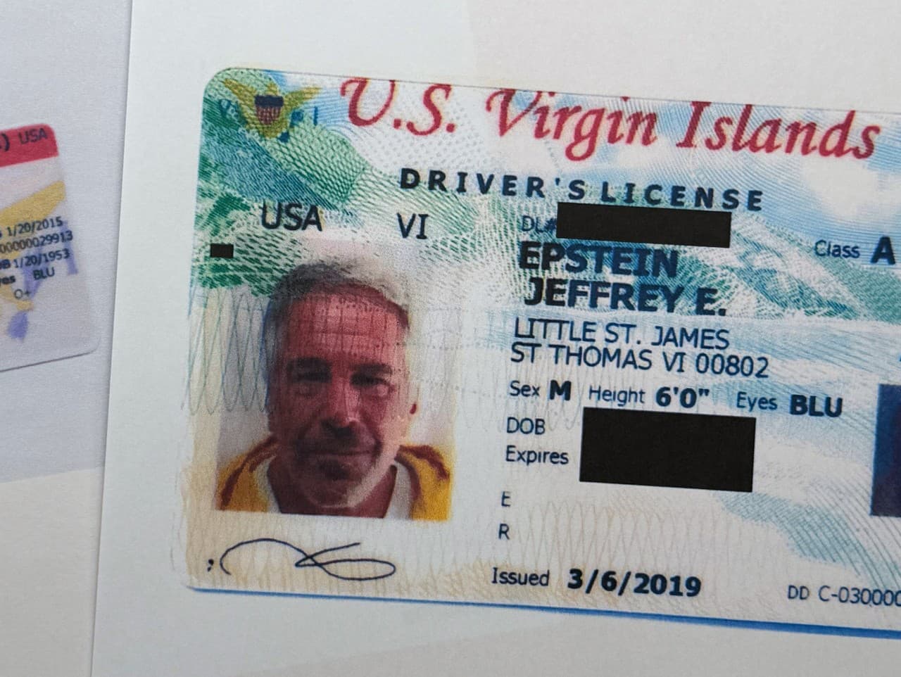Prokremeľské účty využívajú Epsteinove spisy na šírenie konšpirácií