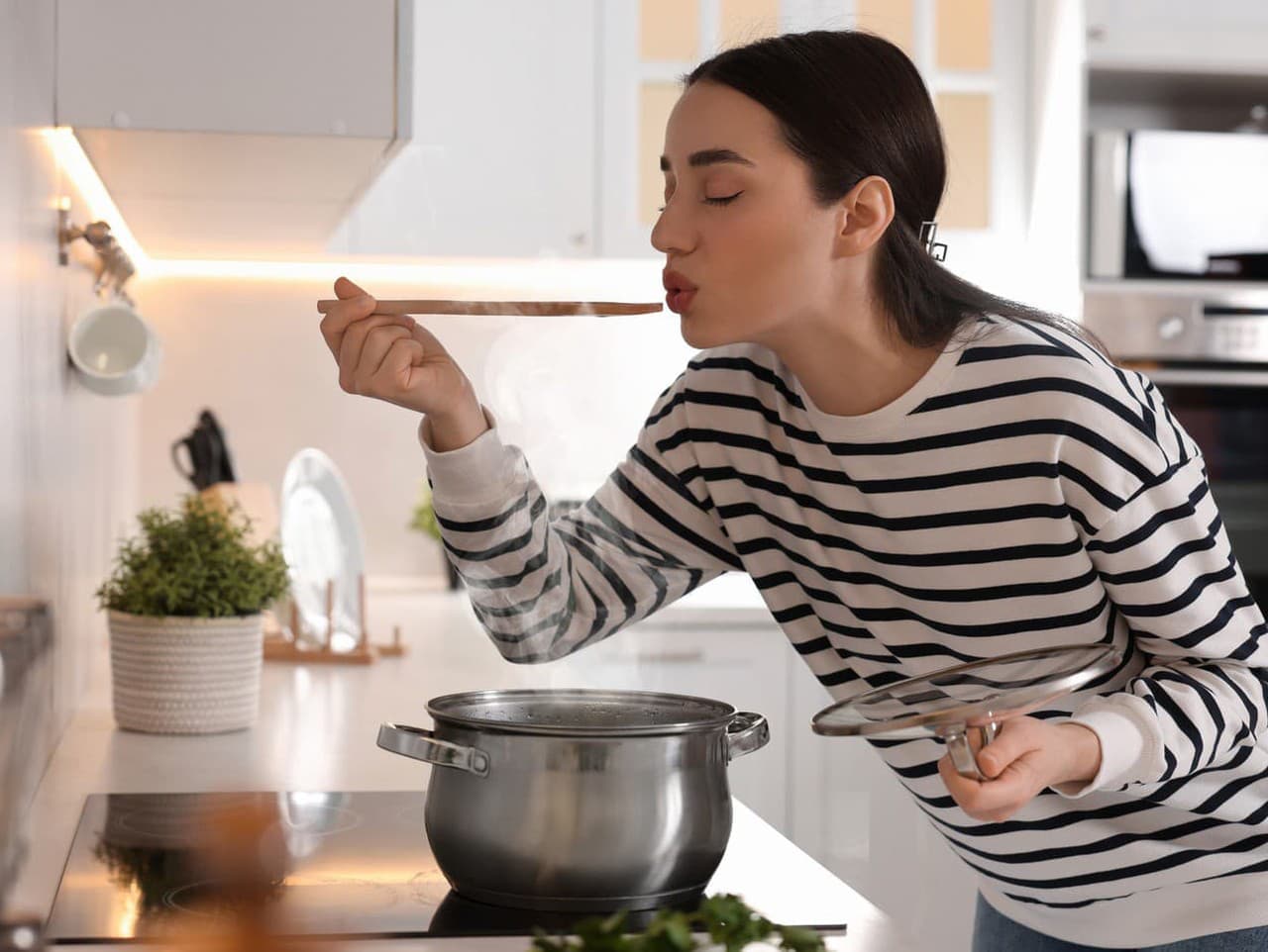 Zdravie na tanieri: Aké materiály hrncov sú pre vás bezpečné?