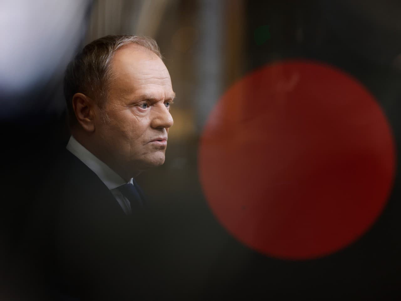 Poľský premiér naznačuje, že aféra Epsteina mohla byť operáciou KGB