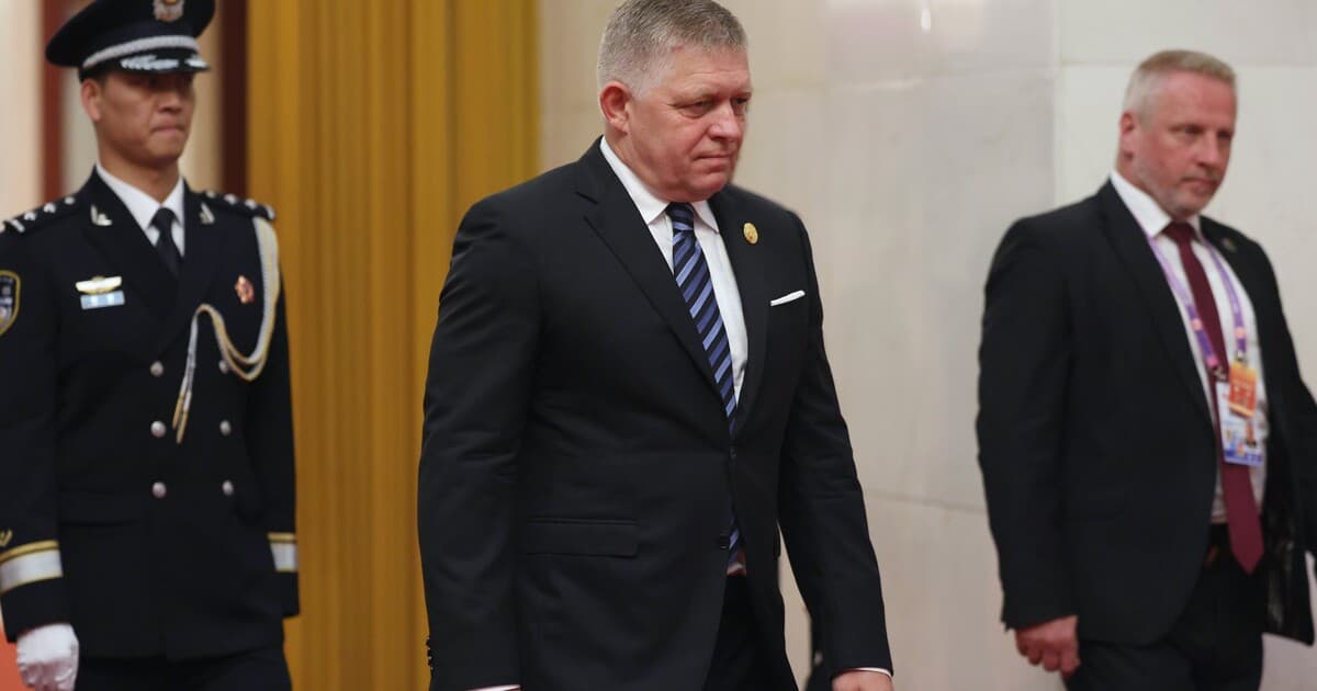 Fico sa vyhýba prednáške, študenti protestujú proti jeho politike