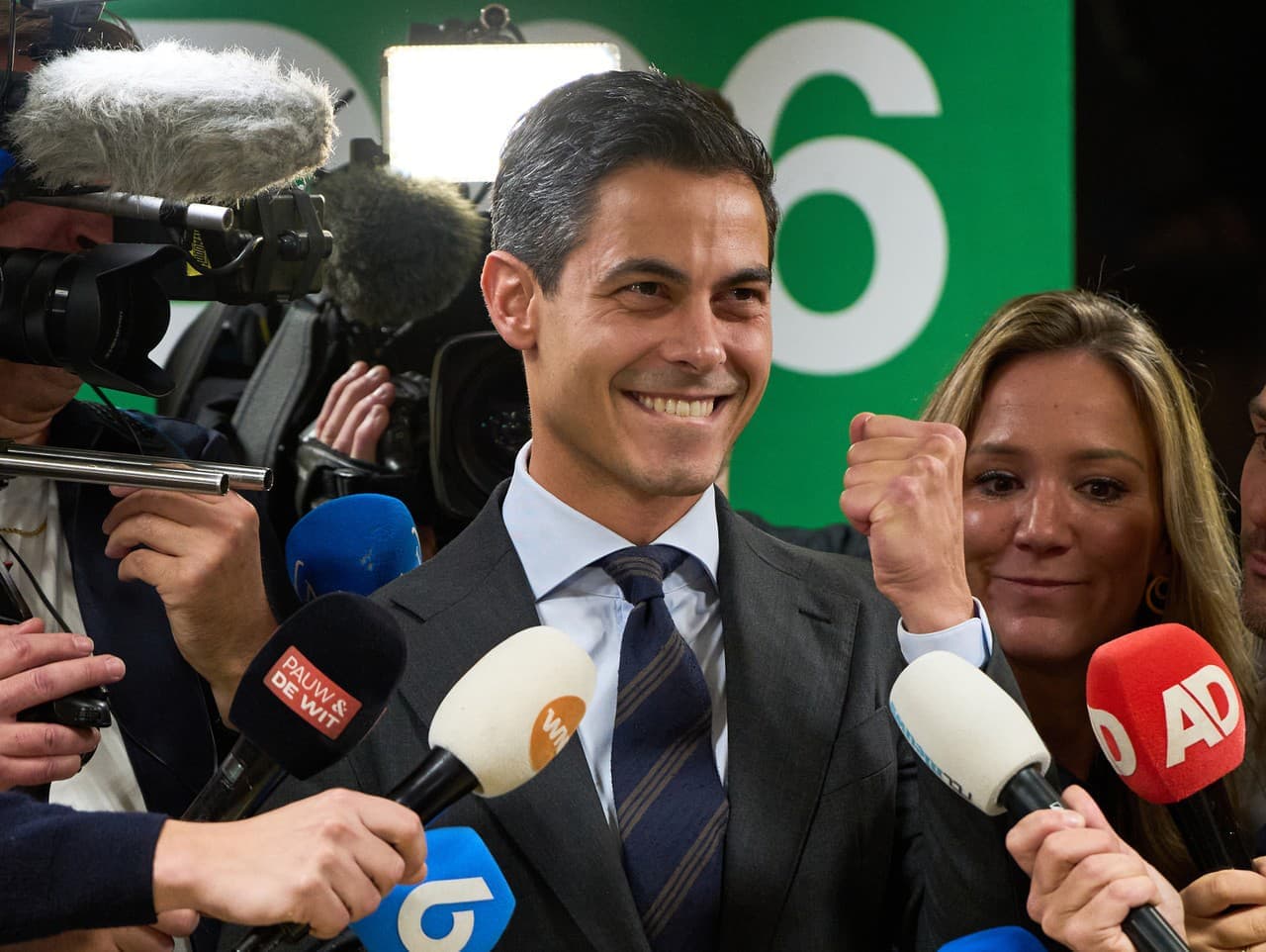 Holandsko volí nového premiéra: Rob Jetten prepisuje dejiny