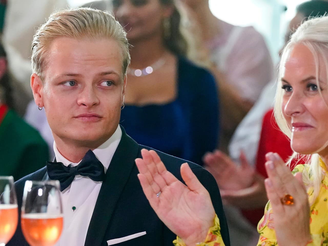 Nórska korunná princezná sa ospravedlnila za priateľstvo s Epsteinom