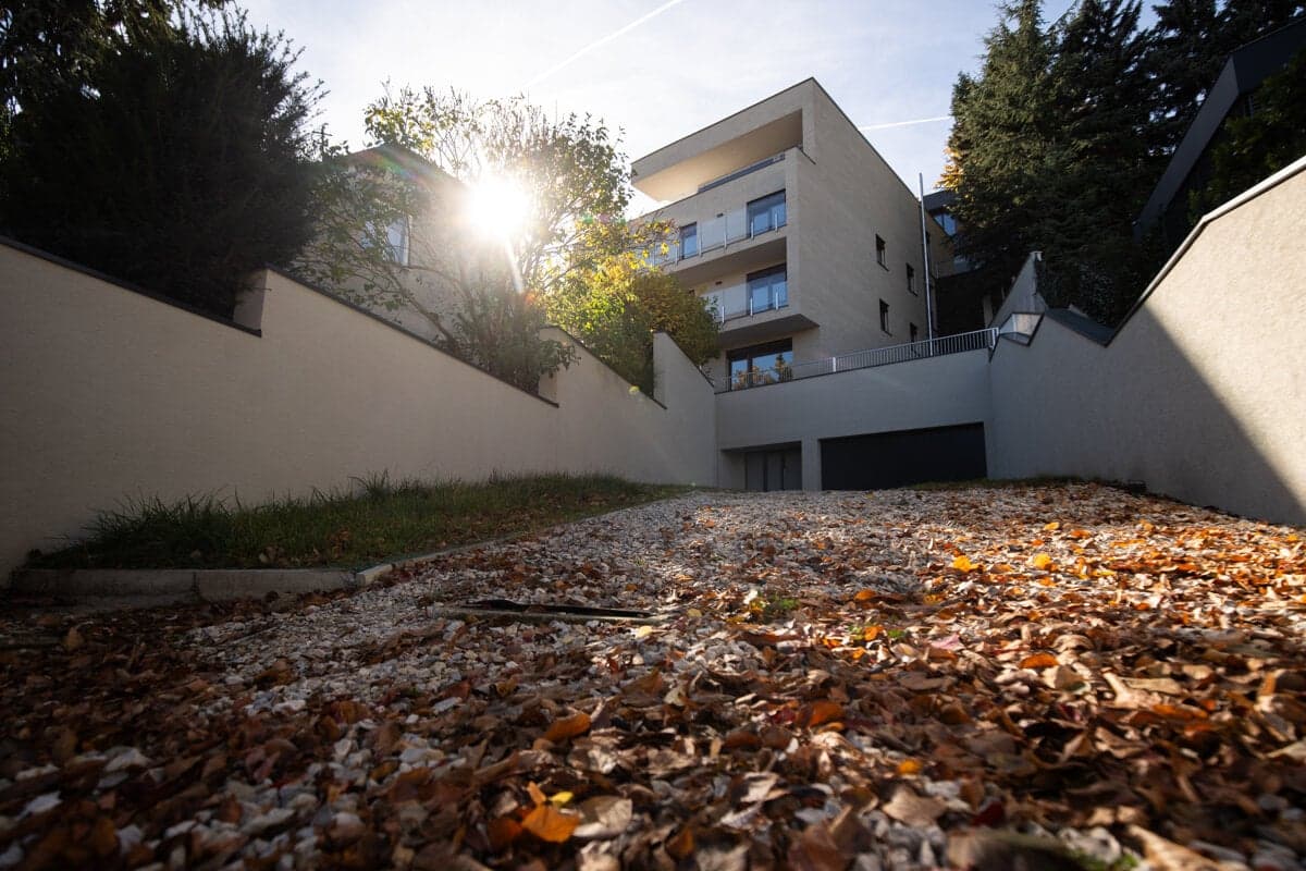 Kontroverzné vlastníctvá: Synovia Paloviča v nových luxusných vilách