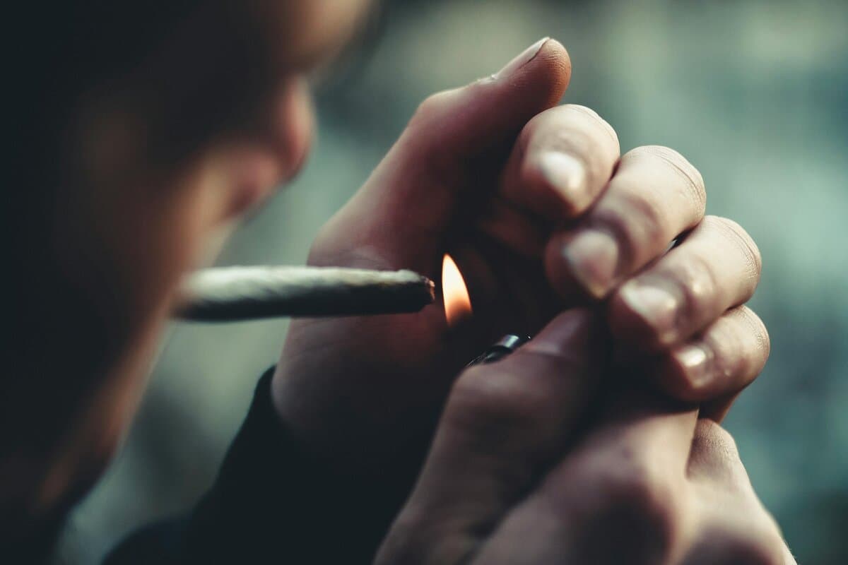 Maldivy zakazujú fajčenie len pre mladších ročníkov