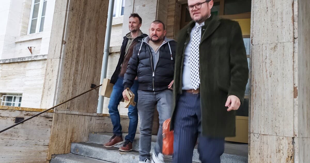 Polícia obvinila Petra Petrova z krivej výpovede v kauze Čurillovci