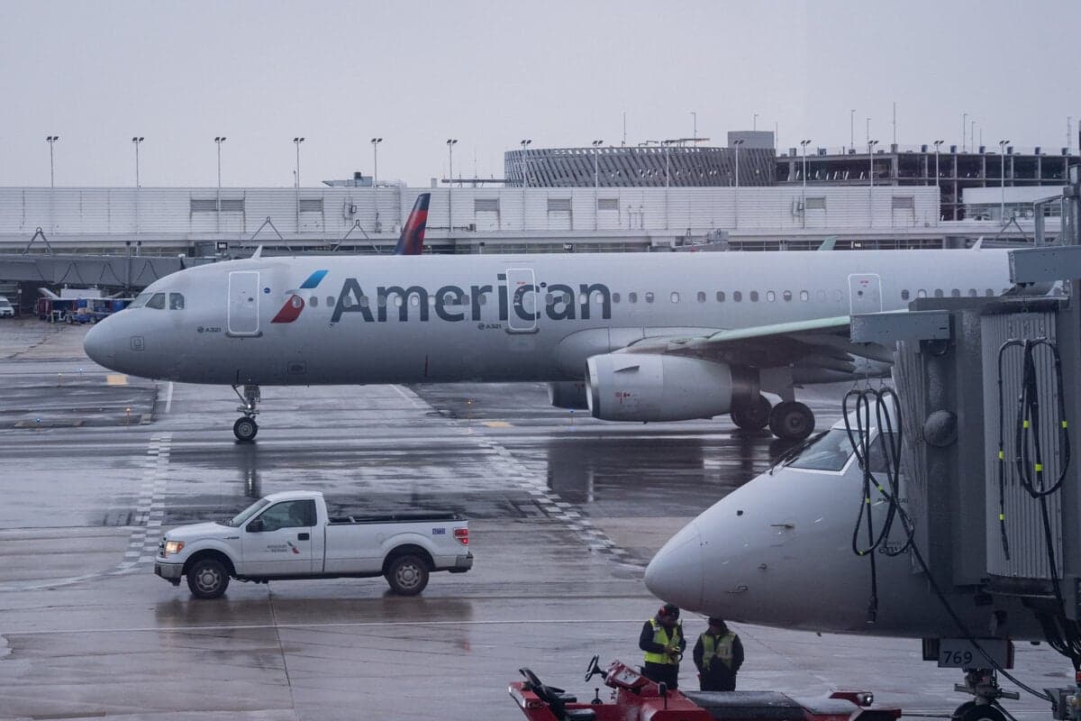 Minister dopravy USA varuje pred zrušením letov pred Dňom vďakyvzdania