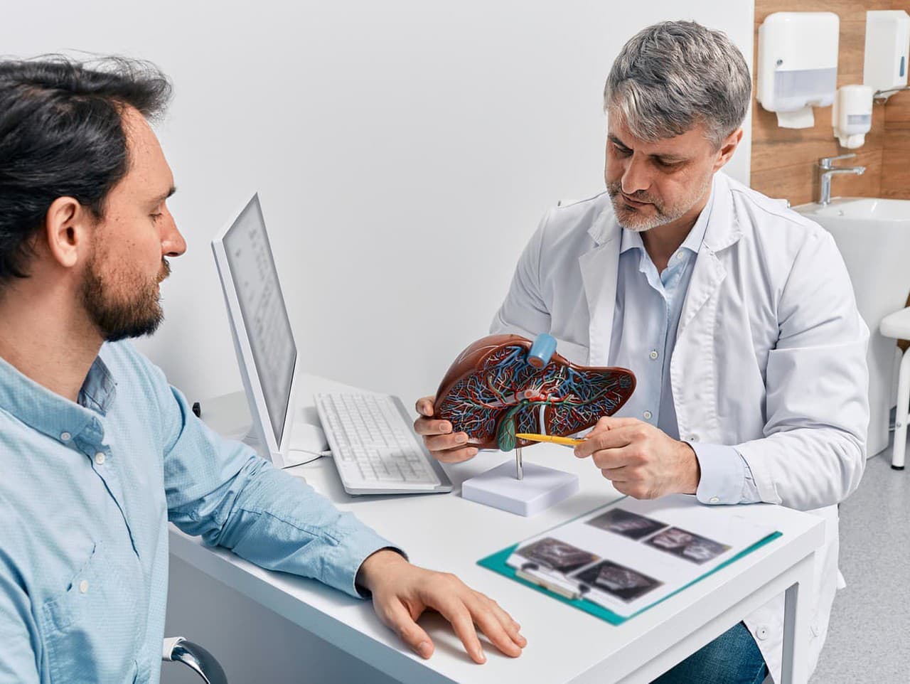 Chronické poškodenie pečene: Tretia najčastejšia príčina úmrtí na Slovensku