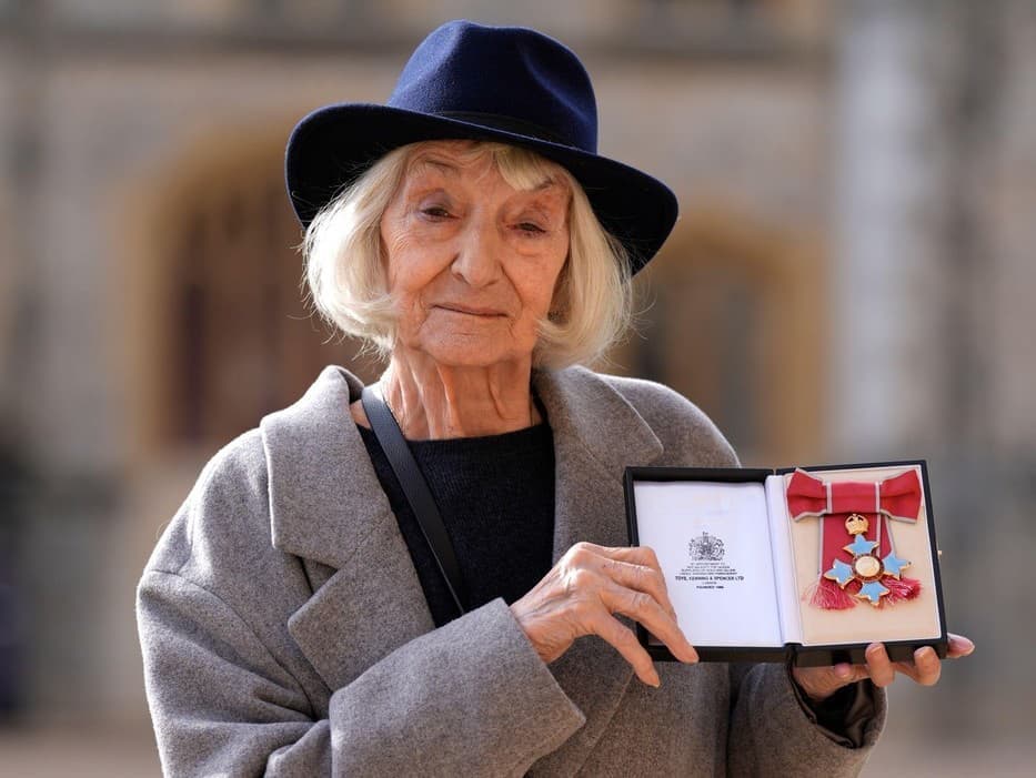 Zomrela herečka Jane Lapotaire, hviezda seriálu The Crown