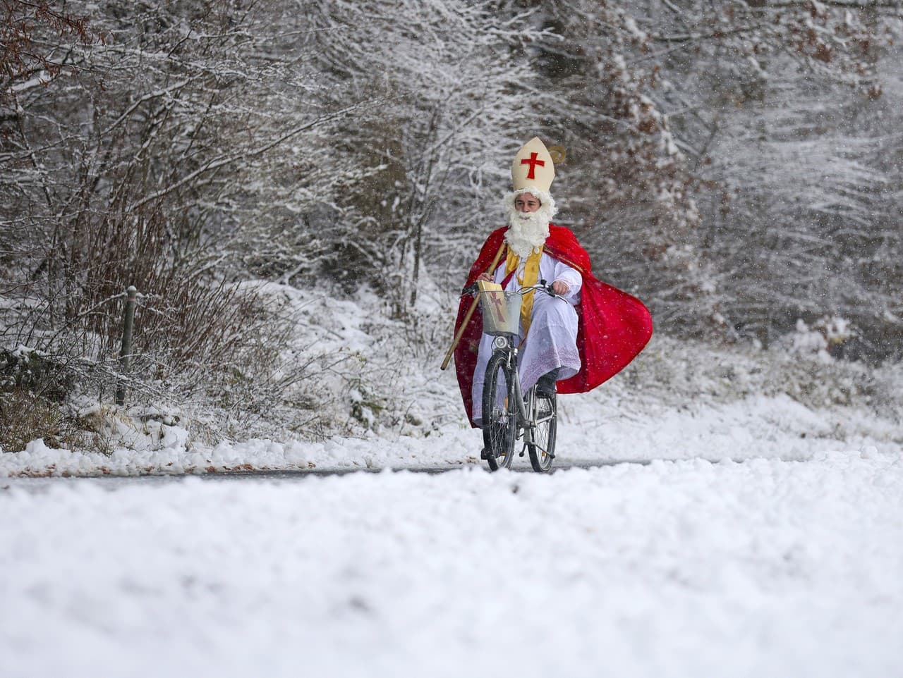 Vianočné tradície v Európe: Kto nosí darčeky deťom?