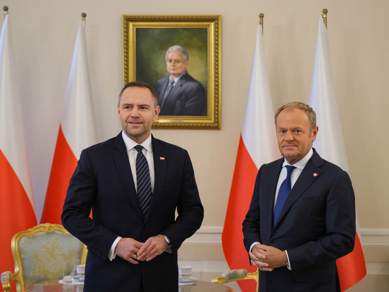 Tusk kritizuje Nawrockého: Prvých 100 dní v úrade plných napätia