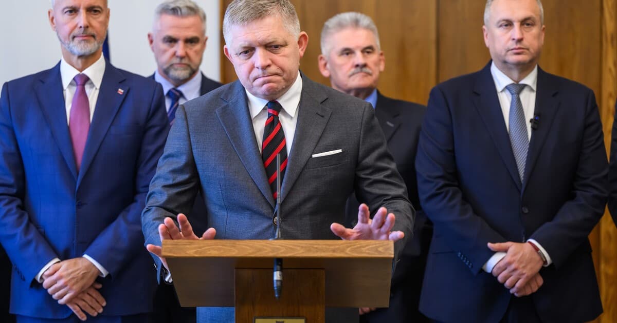 Prieskum: Progresívne Slovensko vedie, Smer a Republika za ním