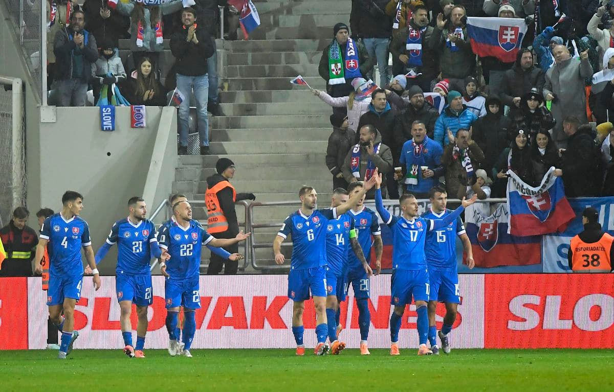 Slovensko má istú baráž, priamy postup na MS vo futbale 2026 je na dosah