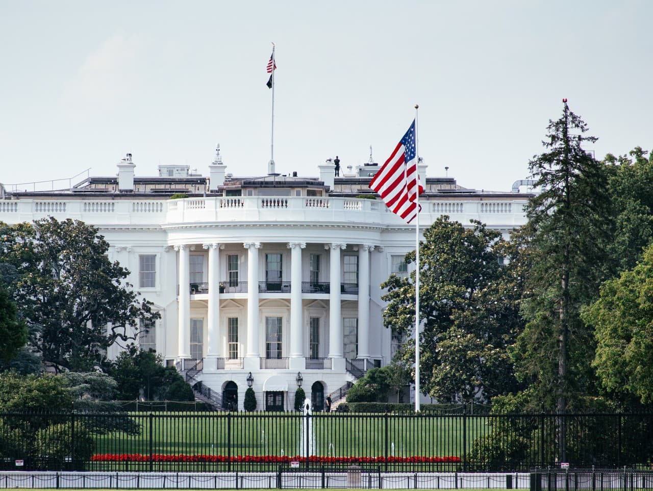 Trumpov plán na Grónsko: Tlačová konferencia a cesty do Davosu