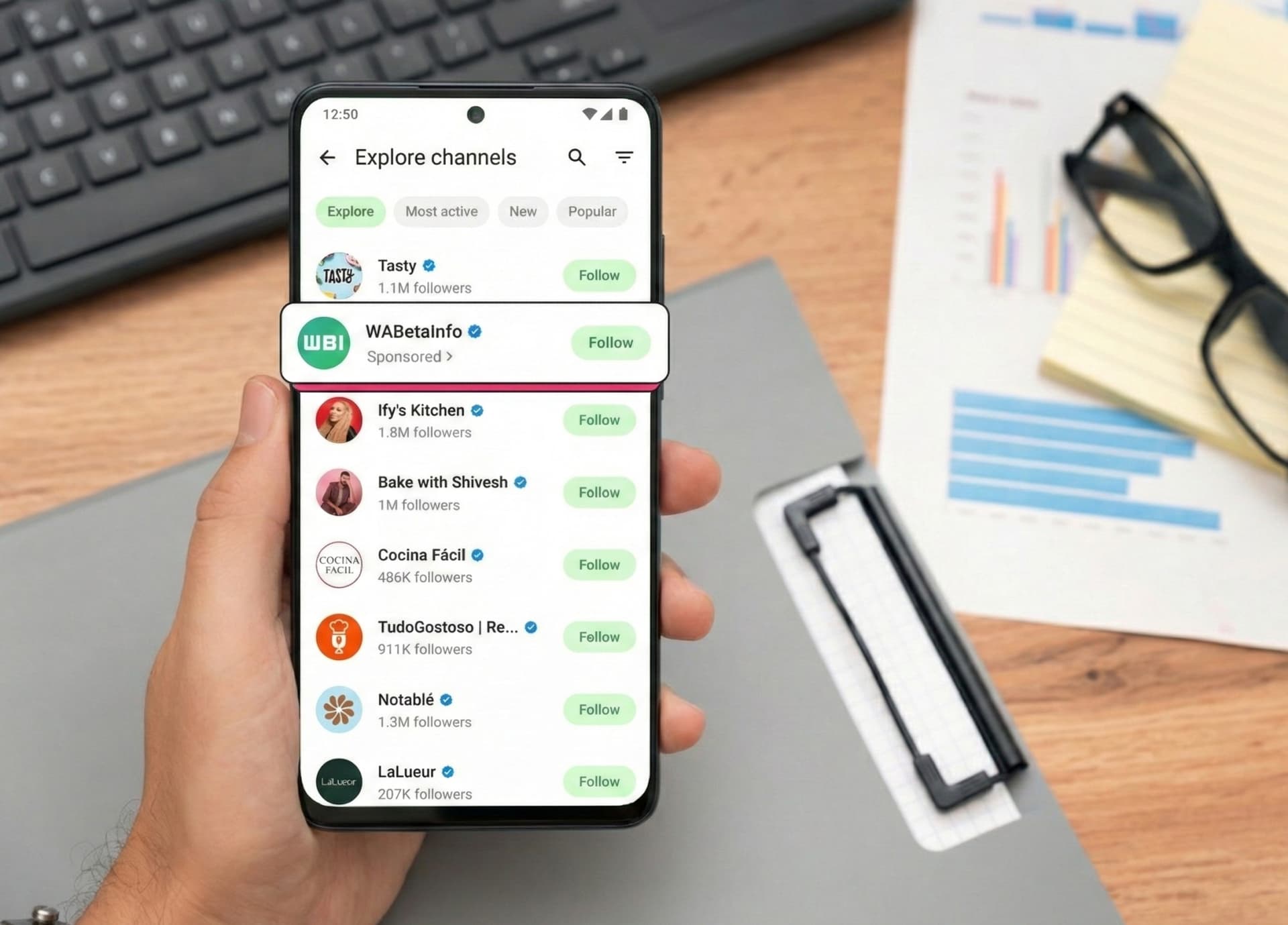 WhatsApp zavádza reklamy: Čo to znamená pre používateľov na Slovensku?