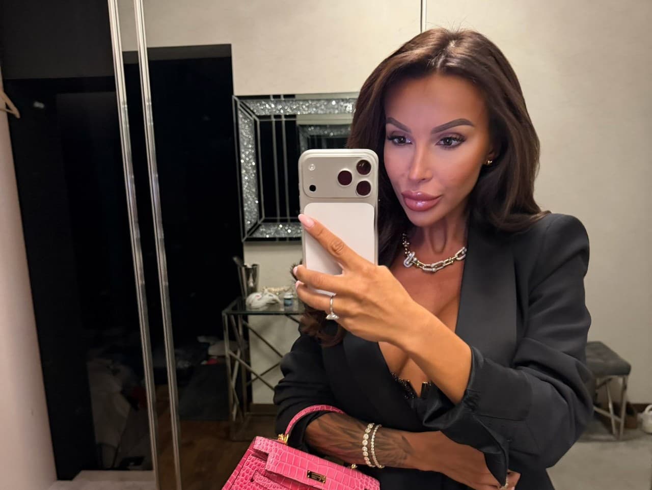 Zbohom Monike Jákliovej: Smútočný obrad v Dolnom Štáli