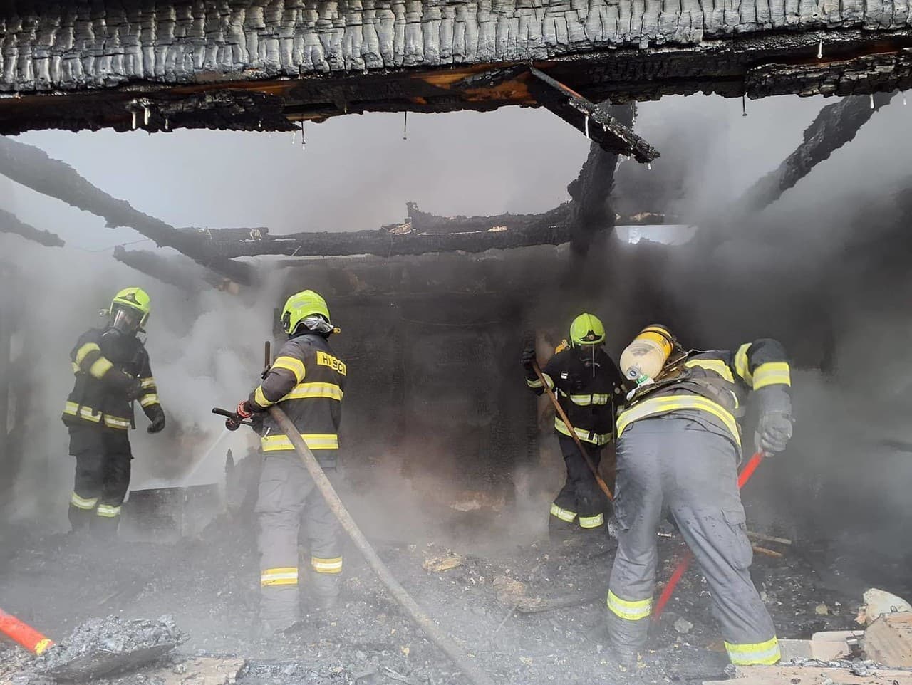 Požiar chaty v Čremošnom spôsobil škody za 100-tisíc eur