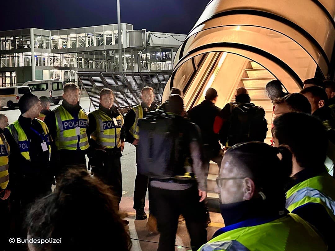 Nemecko deportovalo prvých 20 osôb do Afganistanu po dohode s Talibanom