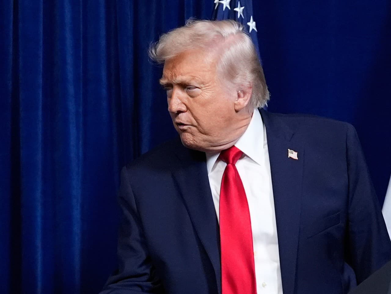 Snemovňa reprezentantov schválila zrušenie ciel na Kanadu