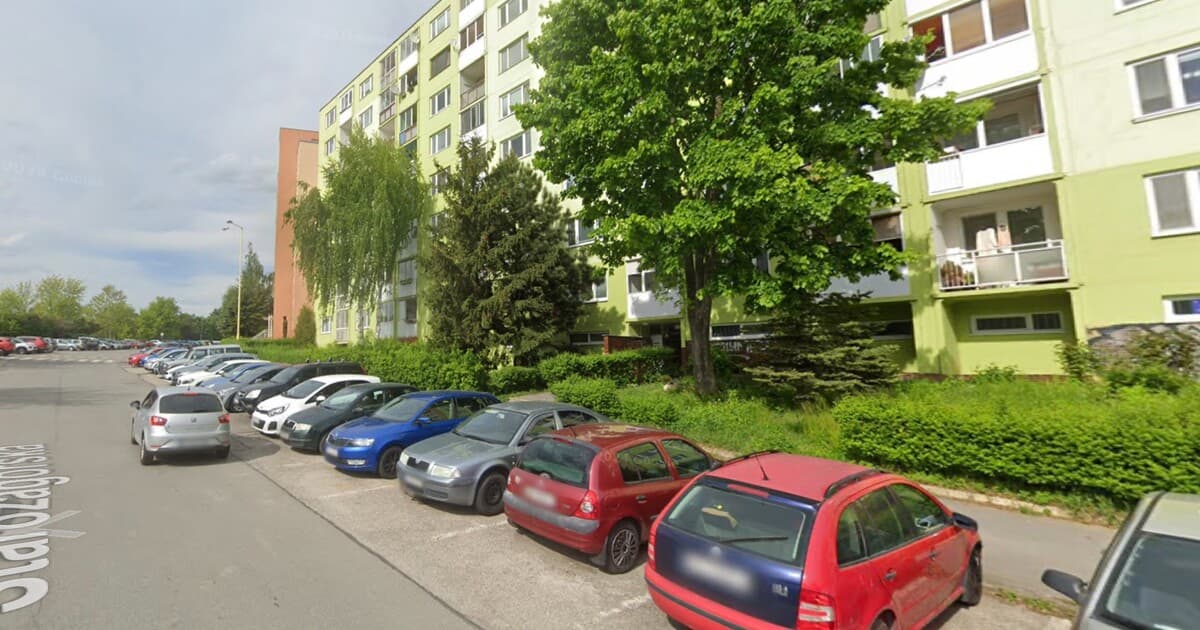 Obyvatelia Sídliska KVP dostanú možnosť vybrať si osud parkovacích kariet