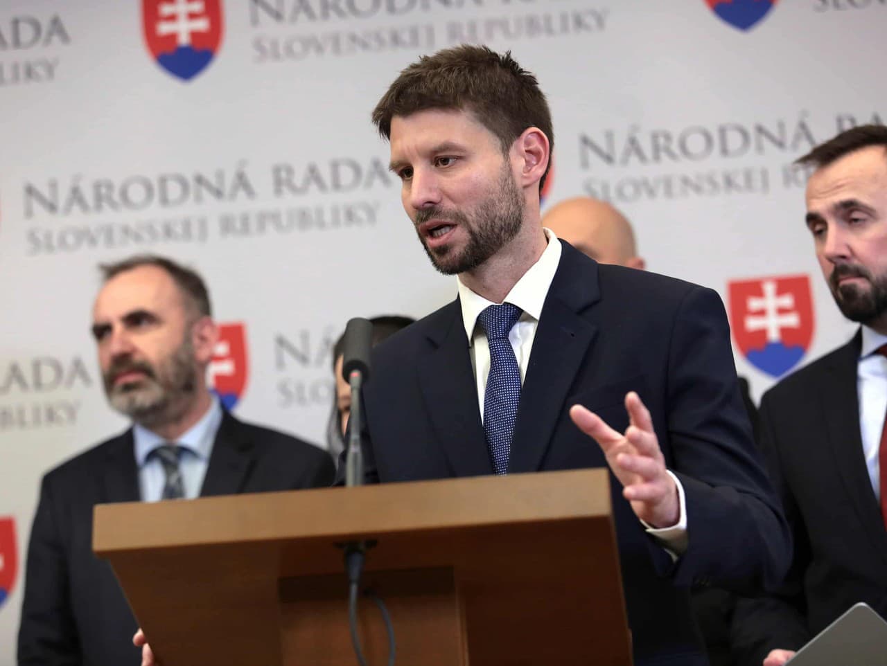 Šimečka: Stabilnú vládu môžu vytvoriť PS, SaS, KDH a Demokrati